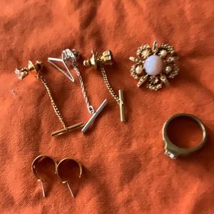 VINTAGE MULTIPLE COSTUME JEWELLERY